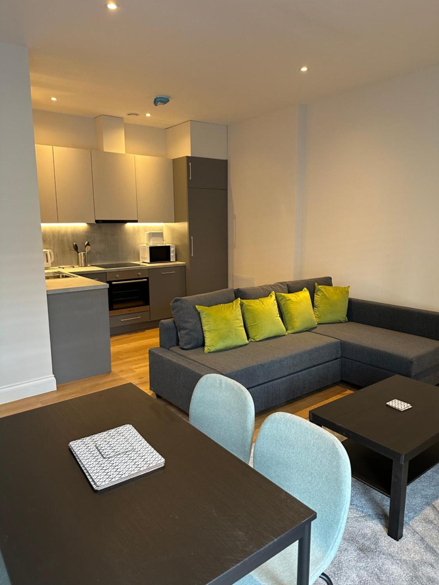 Winchester Street Apartments By Urban Abode Basingstoke Kültér fotó
